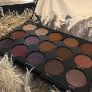 BRAND NEW Morphe 15N Night Master Palette